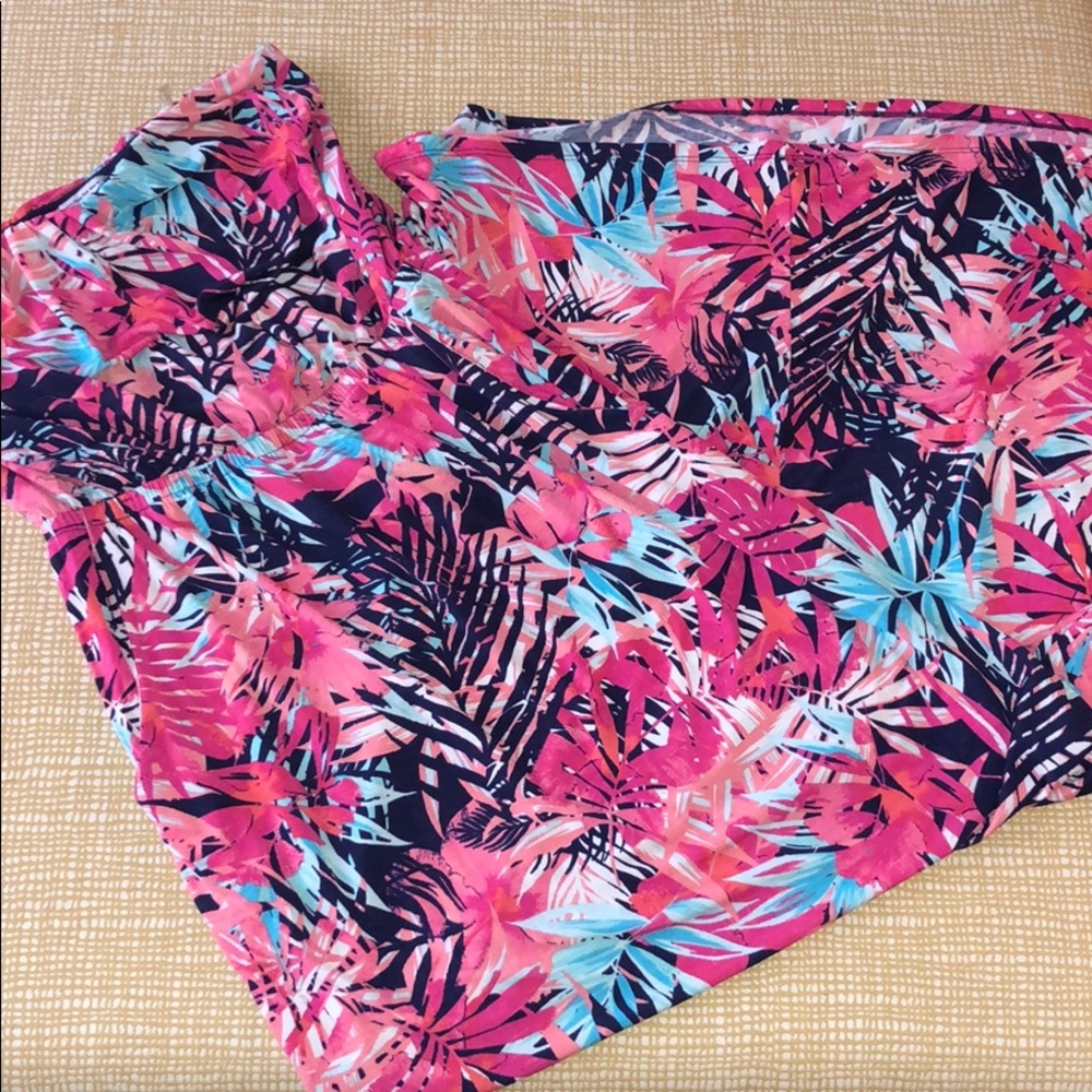 Floral Maxi Dress w/ Pockets!